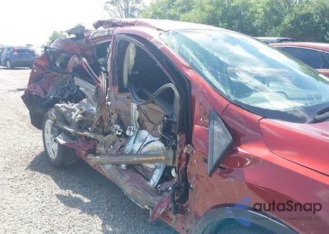 2015 Ford Escape S z USA, uszkodzony, nr VIN 1FMCU0F79FUC37427